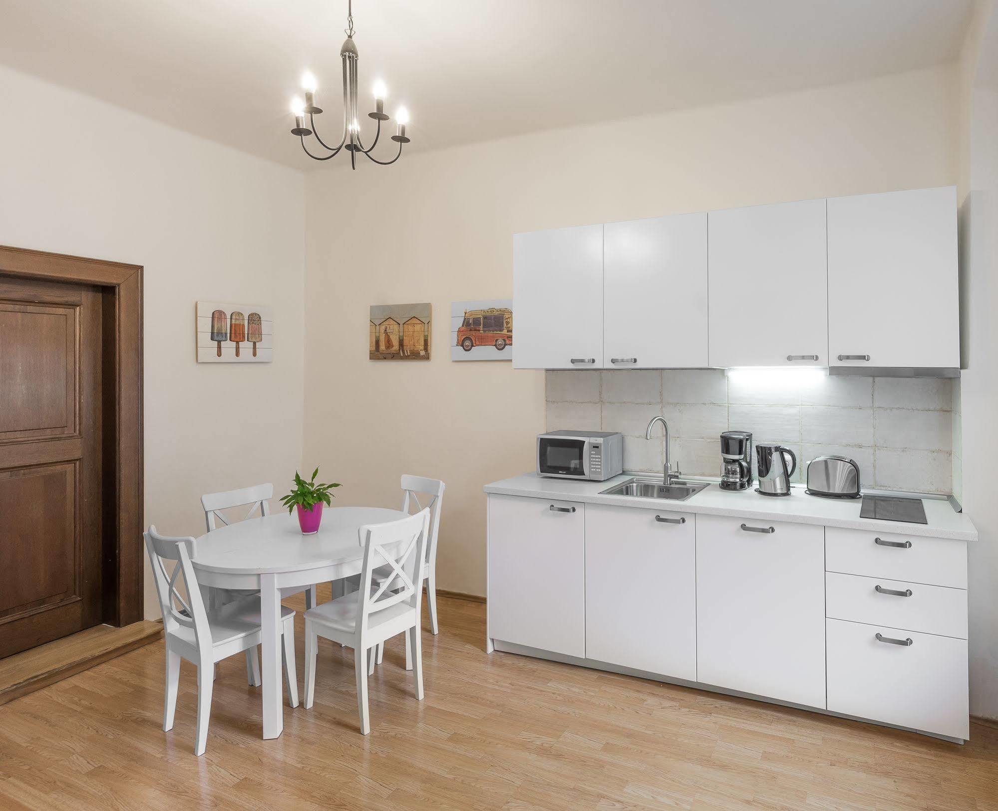 Abc Suites Prag Eksteriør billede